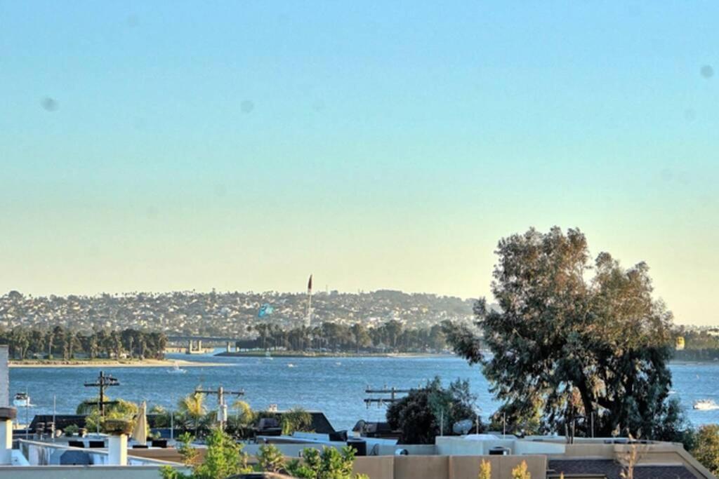 3Bd Sleeps 8 Rooftop Bayside Feel The Ocean Breeze Villa San Diego Eksteriør billede