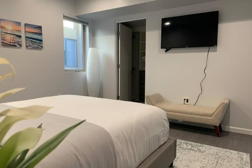 3Bd Sleeps 8 Rooftop Bayside Feel The Ocean Breeze Villa San Diego Eksteriør billede